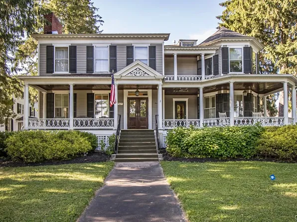 11 Albany St, Cazenovia, NY 13035
