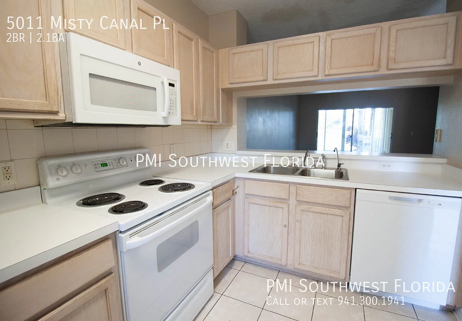Two-Story Townhome in Sabal Key! | 2BR/2.5BA | Gated Community! — Photo 3