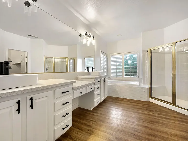 1416 Palantine Hill Dr — Photo 11