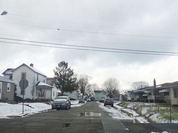 5th image of 882 E Main St