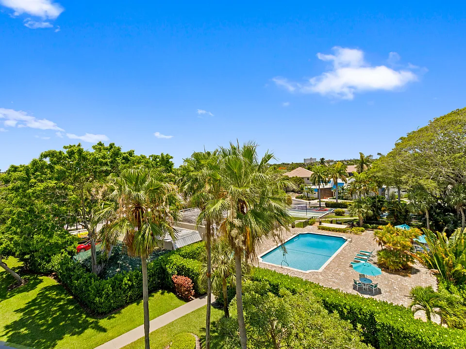27 Royal Palm Way #503