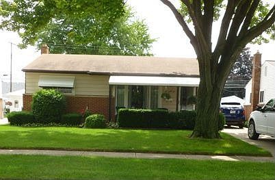 1st image of 6042 Deering St