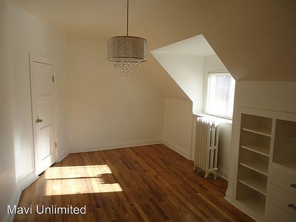 2nd image of 1454 Marion St APT 10
