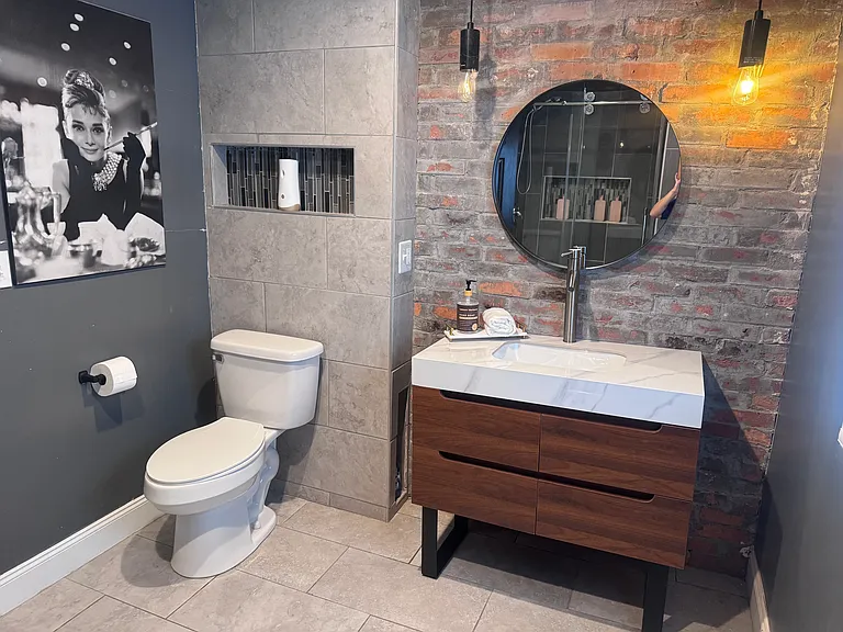 8 Thomas St #2A — Photo 9