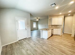 216 Valmet Dr, New Braunfels, TX 78130