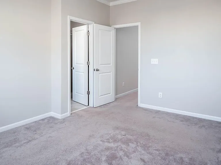 268 Rubrum Dr — Photo 8