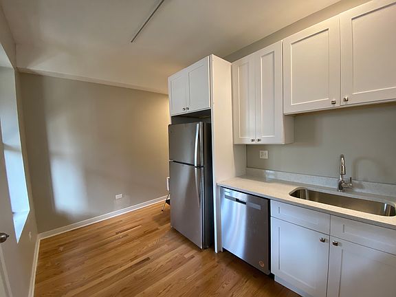 5th image of 1745 W Wallen Ave