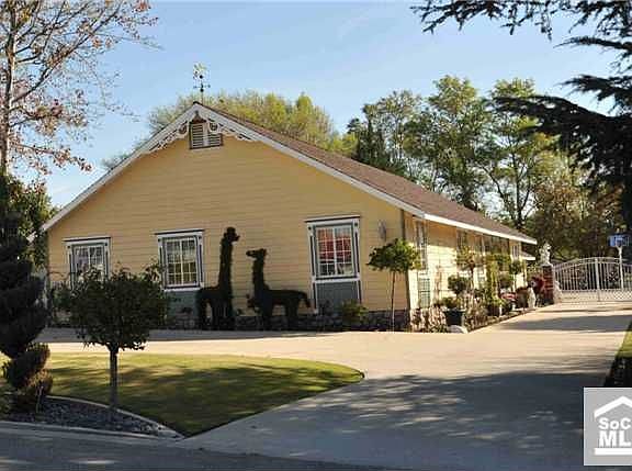 The front of the house.  From this angle it doesn't look as spacious as it is.