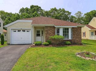 15 Dogwood Dr, Barnegat, NJ 08005