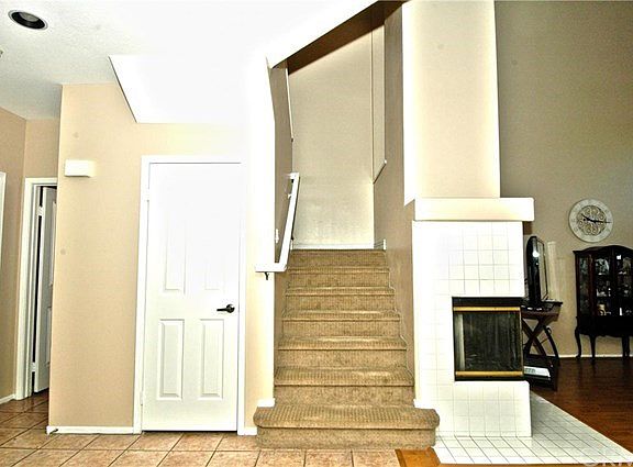 3rd image of 14121 Shoreline Dr Unit B