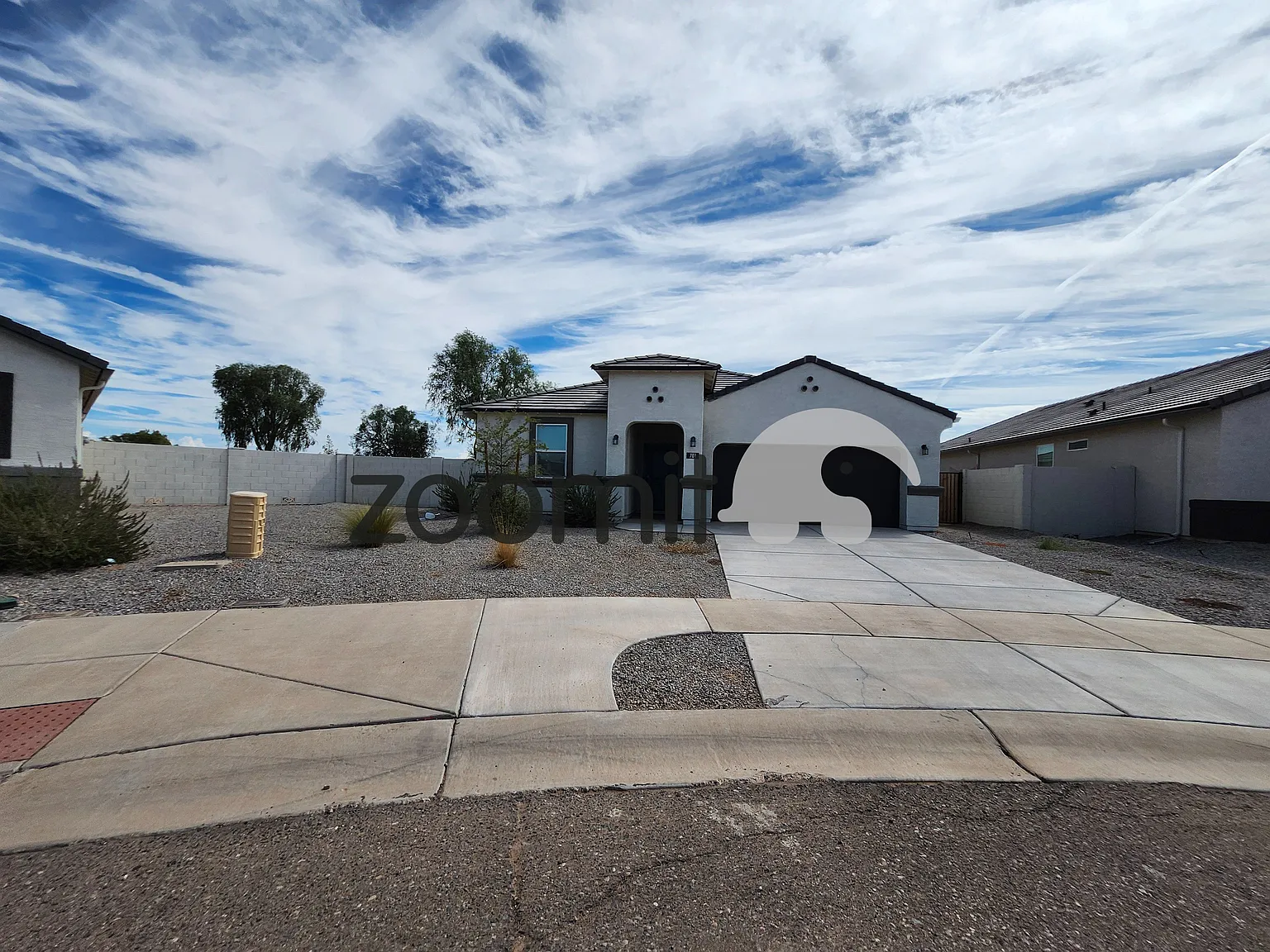 4 bed, 1825 sqft, $1,799 — Photo 1