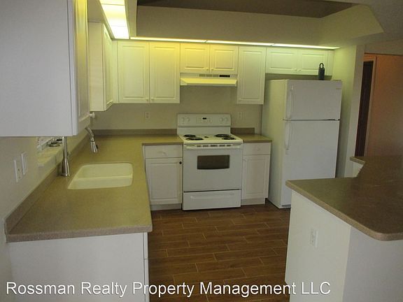 5th image of 2222 NW 4th St
