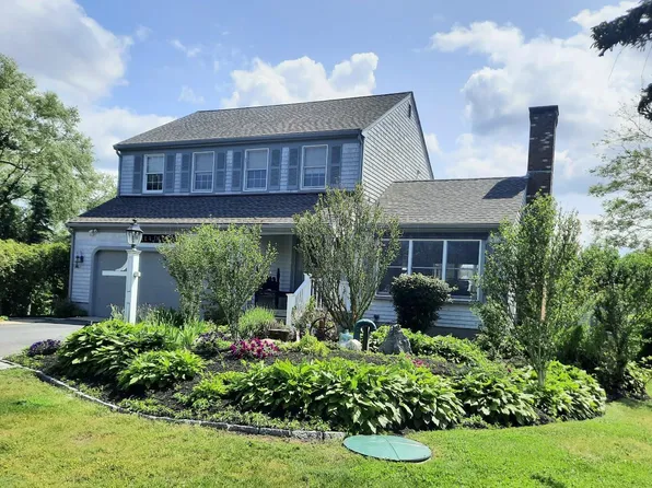 49 Rodoalph's Way, Dennis, MA 02638