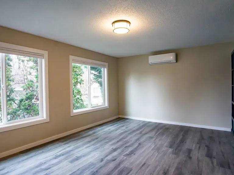 4149 SE 37th Ave #3 — Photo 3