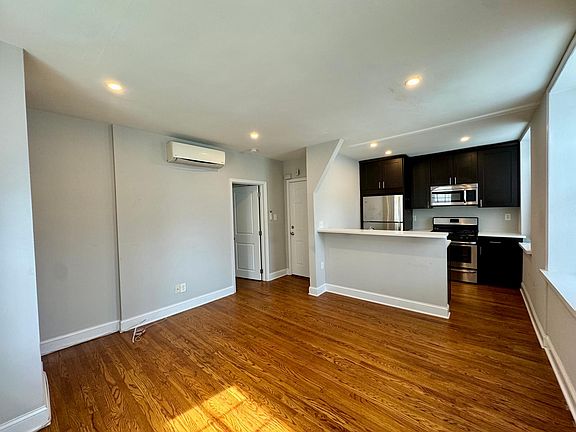 4th image of 6374 Germantown Ave APT 4