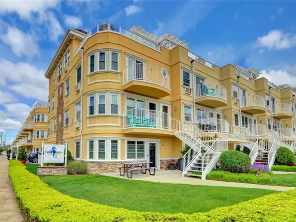 100-14 Shore Front Parkway #17A, Rockaway Park, NY 11694