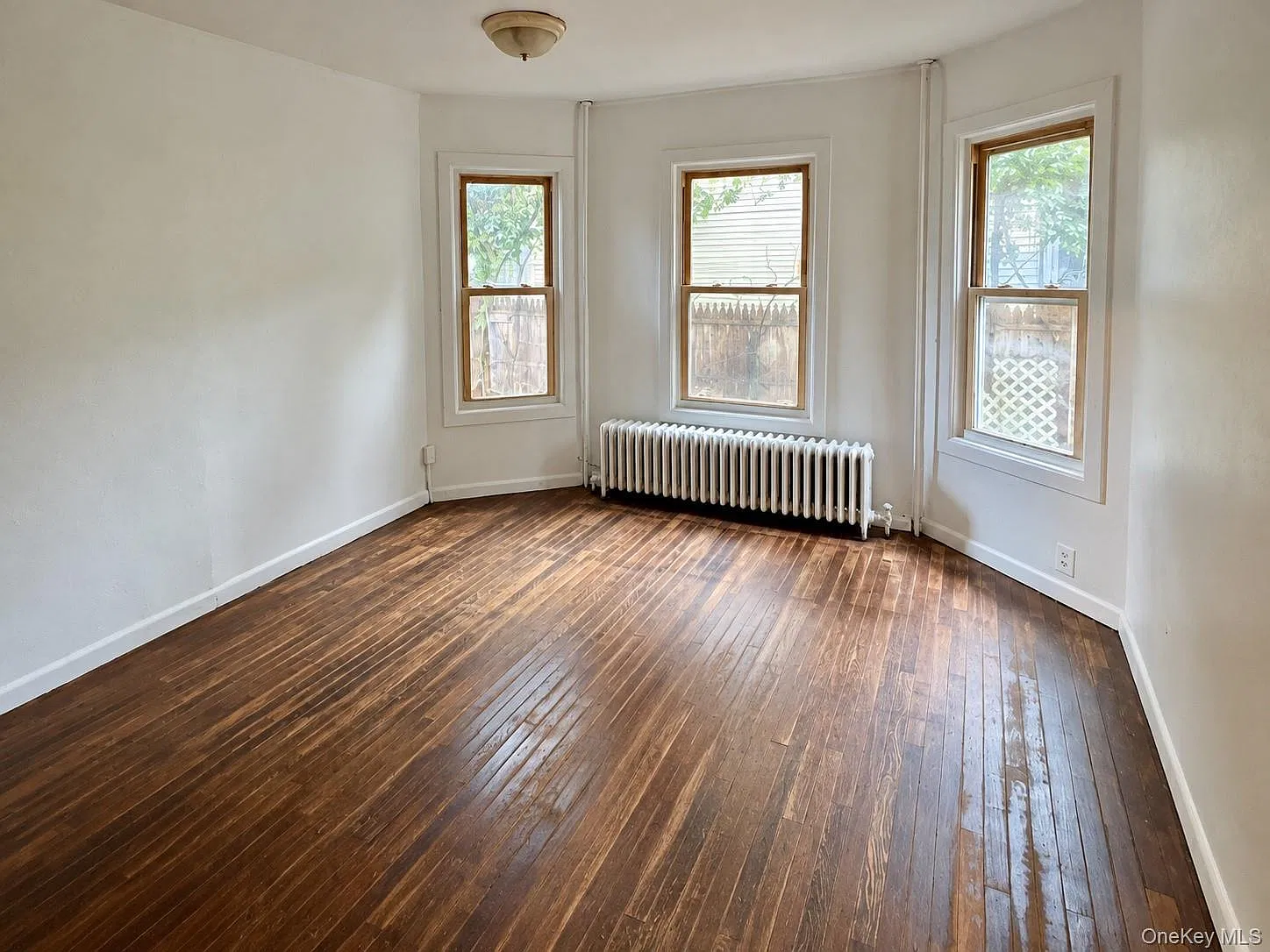 4 bed, 2.0 bath, 1644 sqft, $3,300 — Photo 4
