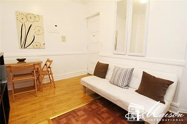 Rented by Maison International | media 46