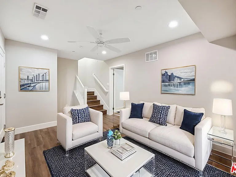 4437 Paxton Pl — Photo 2