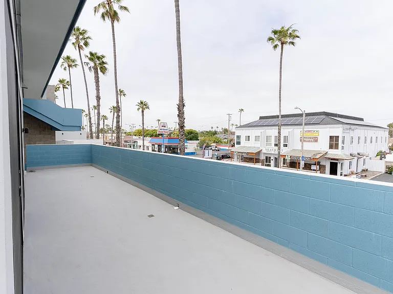The Flats South Oceanside - where modern luxury meets coastal lifestyle — Photo 21