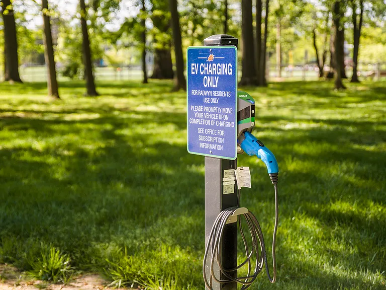 Fast-charging Compatible with all major EV car brands