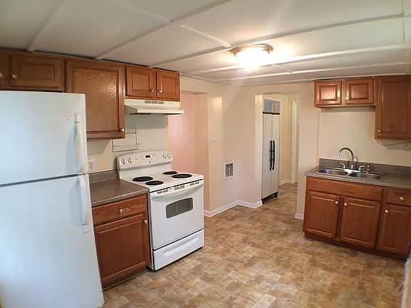 5th image of 5819 Mackie Pl