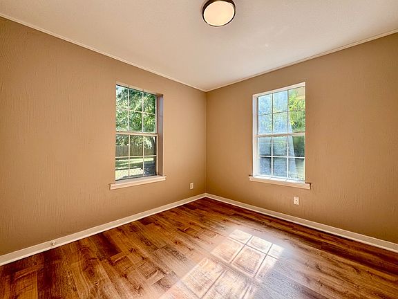 3rd image of 7400 SE 15th St