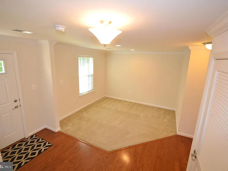 42618 Drazenovich Epoch Ter — Photo 10