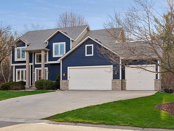 3rd image of 16583 Hearthside Way