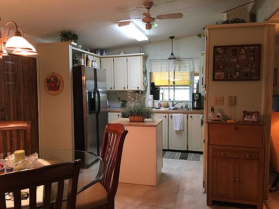 4th image of 423 N Grady Ave