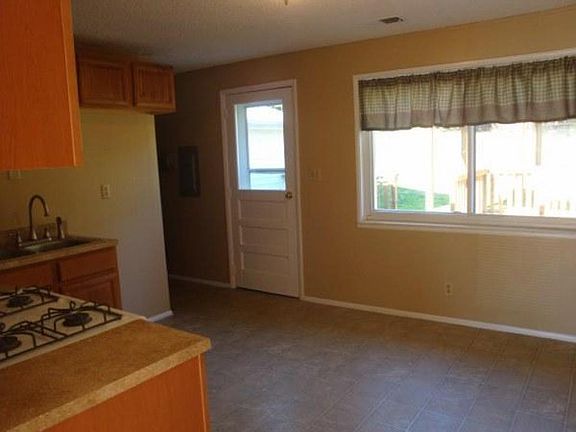 5th image of 3719 Concord Dr