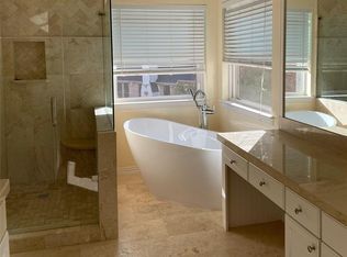 457 Shade Tree Ct, Hurst, TX 76054