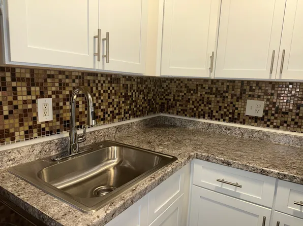 Garden Hill Apartments
