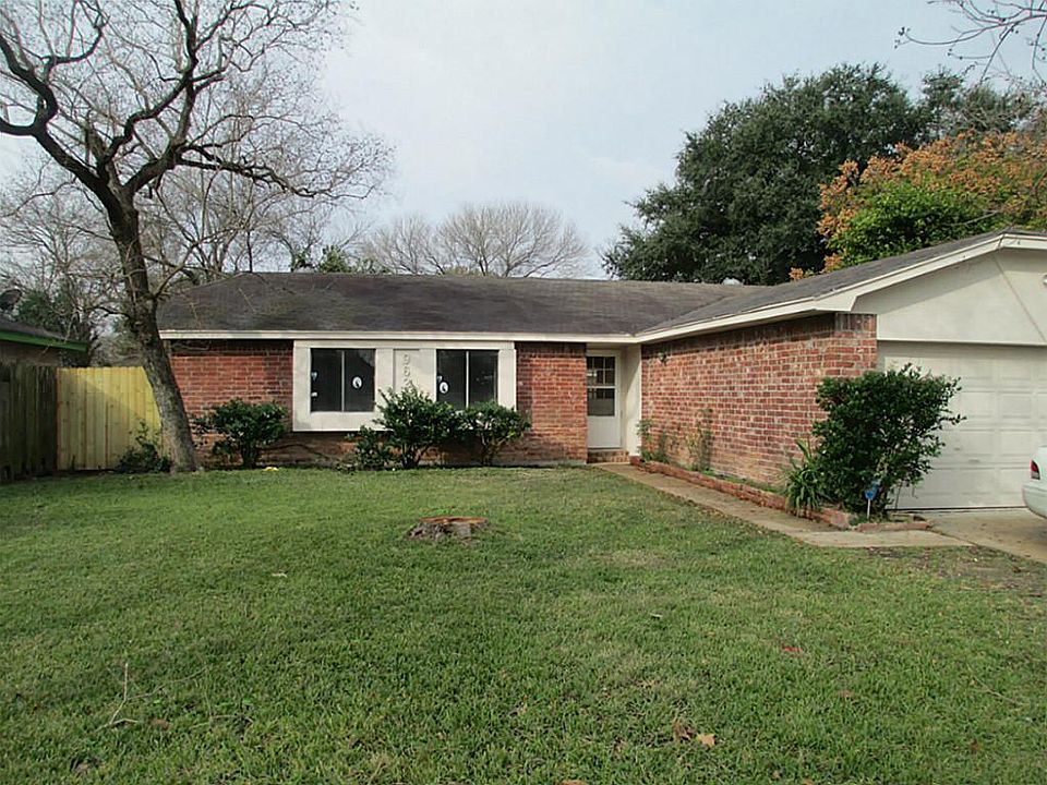 1st image of 9623 Rapid River Ln