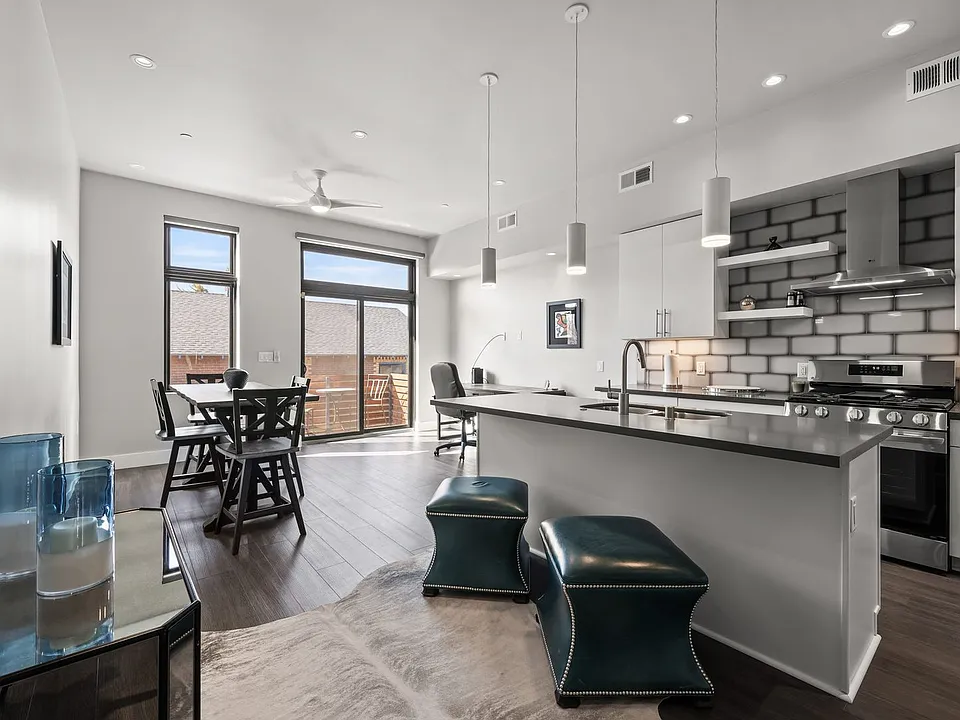 104 High St