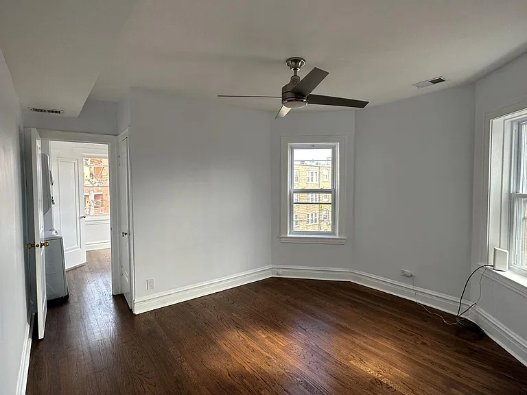 5739 N Francisco Ave #3 — Photo 13