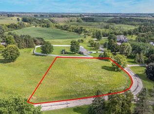 Hunters Rd #39, Hortonville, WI 54944