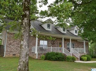 13919 Craig Cove Rd, Athens, AL 35614