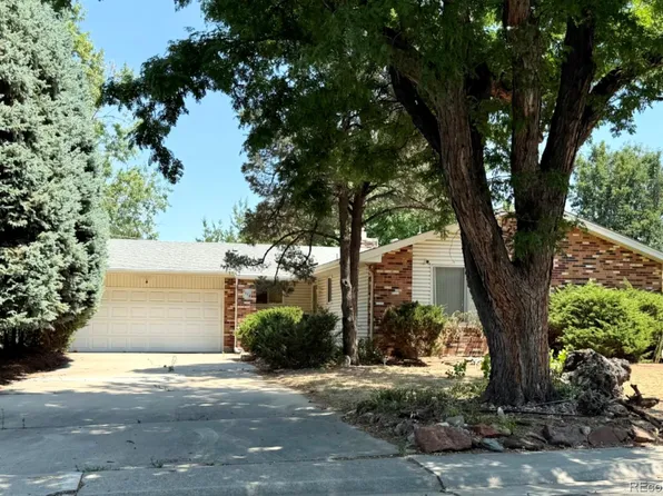 1114 S Oakland Street, Aurora, CO 80012
