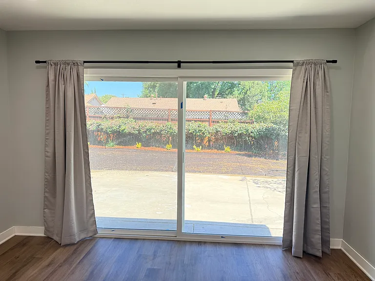 8205 London Ave — Photo 15