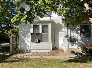 91 East St APT 2, Oxford, MI 48371