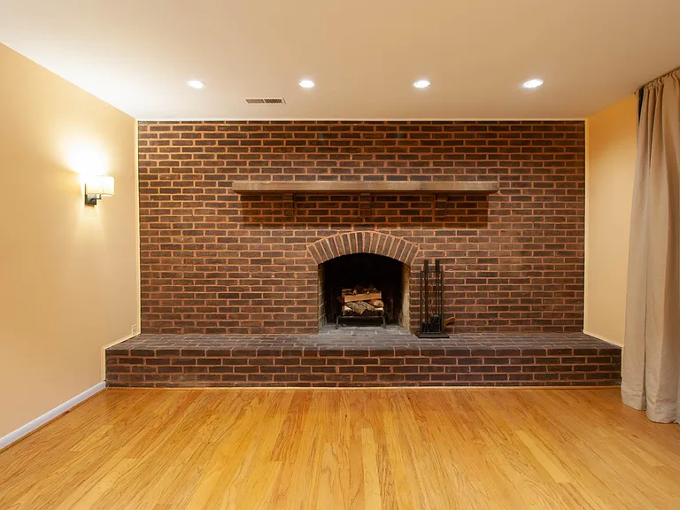 3503 Redwood Ct — Photo 31