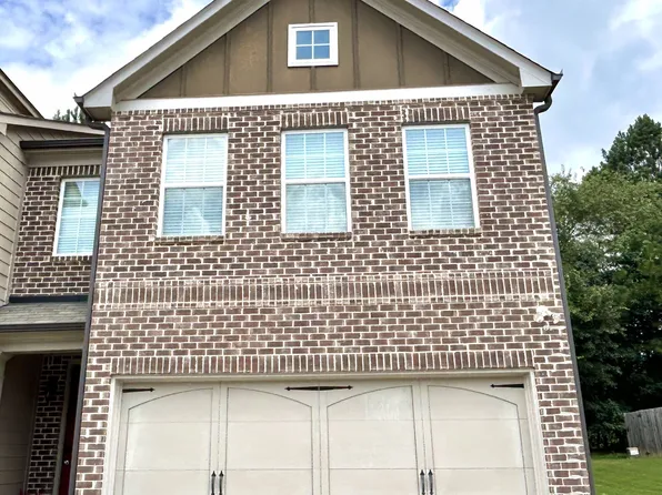 3255 Clear View Dr, Snellville, GA 30078