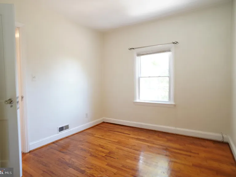 2161 N Brandywine St — Photo 17
