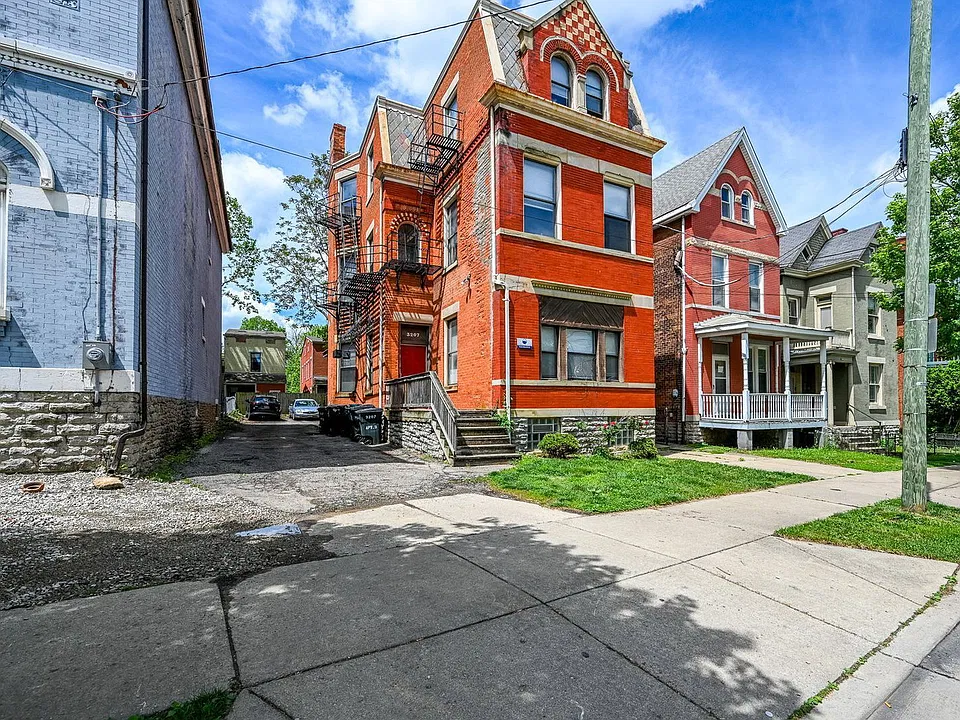 3207 Vine St #3