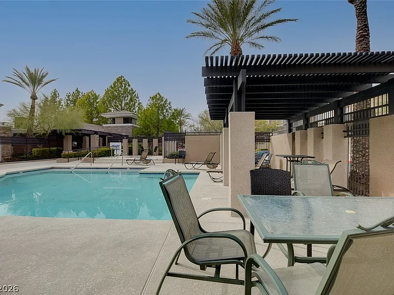 804 Peachy Canyon Cir #201 — Photo 40
