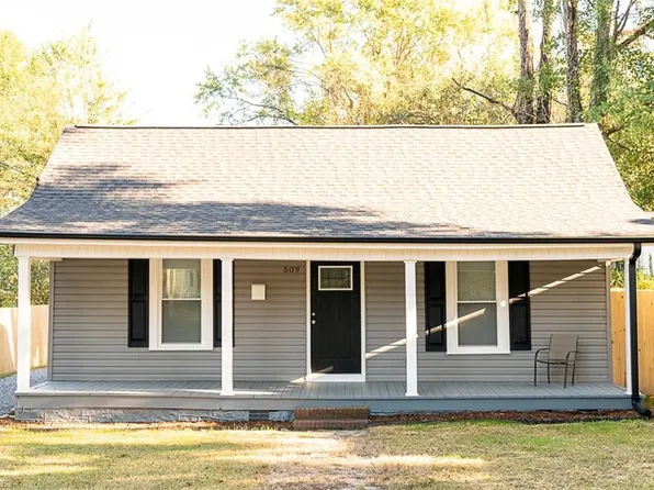 509 Worth St, Mount Airy, NC 27030