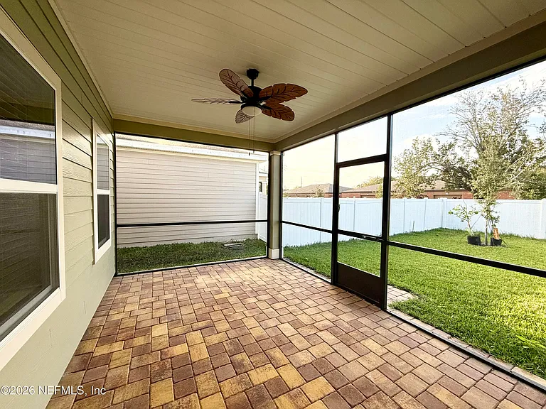 4033 Haydon Burns Pl — Photo 25
