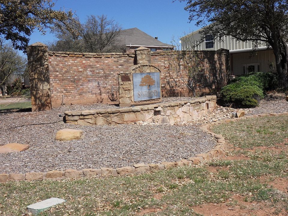 1st image of 226 Southwind Cir
