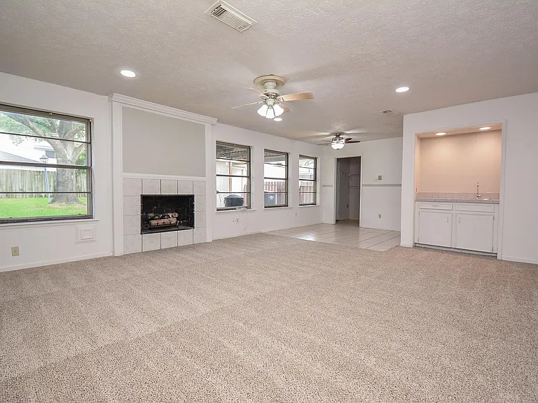21318 Park Valley Dr — Photo 27